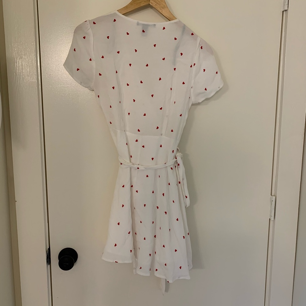 SOLD🖤FOREVER 21 〰️ HEART WRAP DRESS ❤️ - Picture 4 of 8